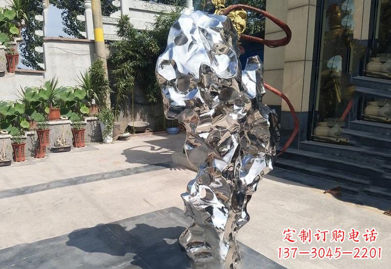保定太湖石雕塑传承中华文化精髓