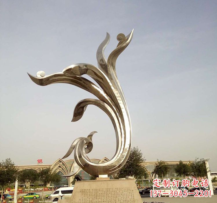 保定凤凰雕塑,让不锈钢广场更加精彩