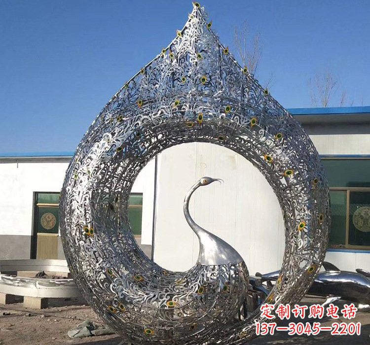 保定不锈钢广场抽象镂空孔雀雕塑