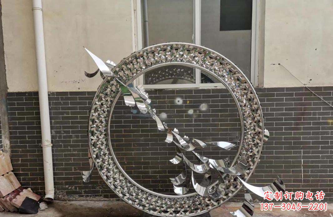 保定“不锈钢广场飞鸽圆环雕塑”精美的艺术品