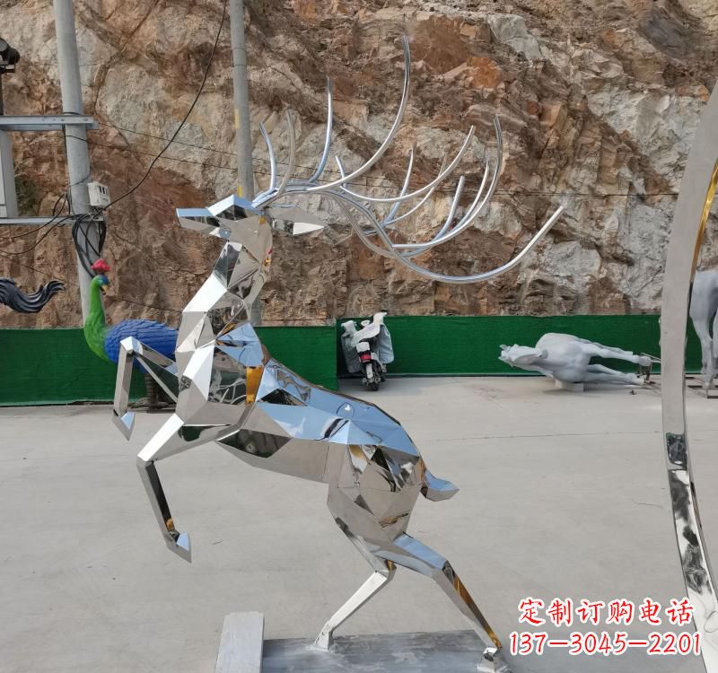 保定不锈钢广场梅花鹿雕塑