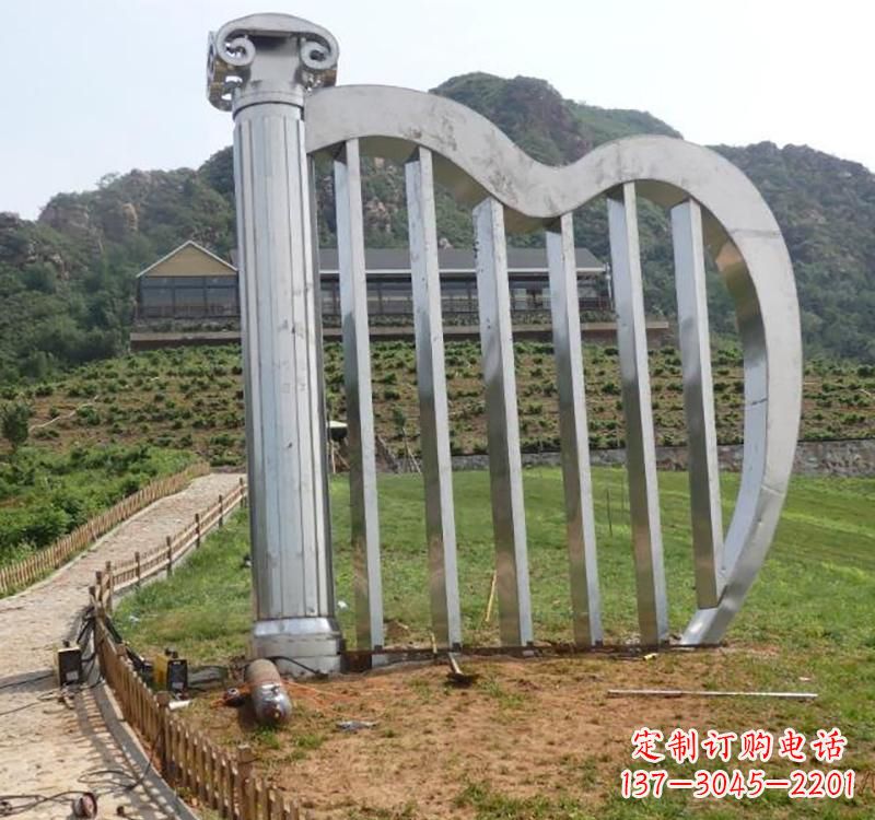 保定不锈钢竖琴雕塑——雕塑艺术的精粹