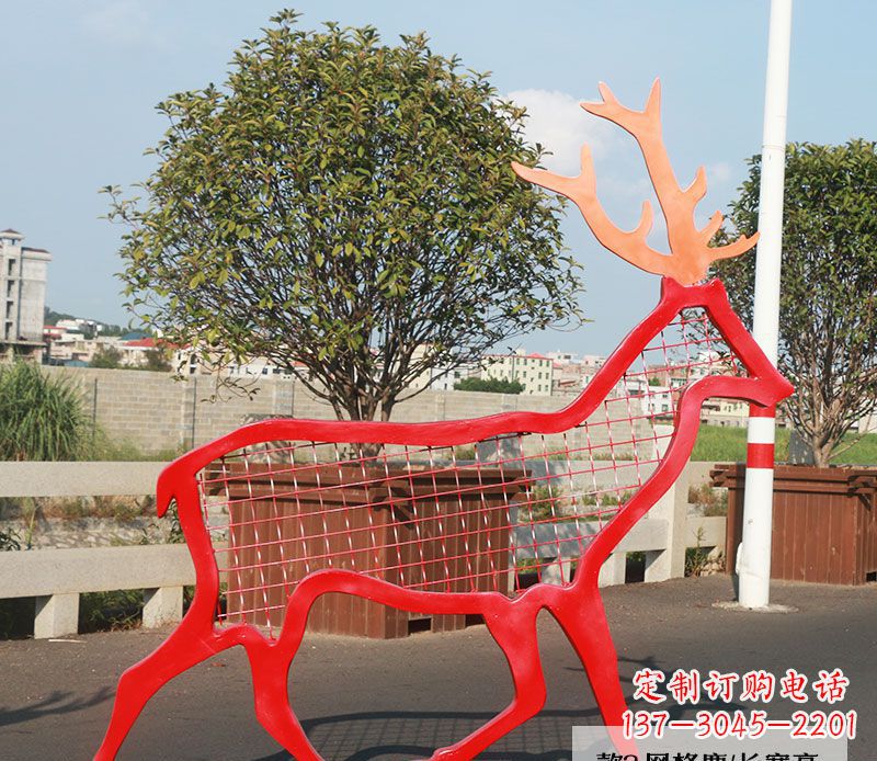 保定不锈钢动物雕塑——鹿