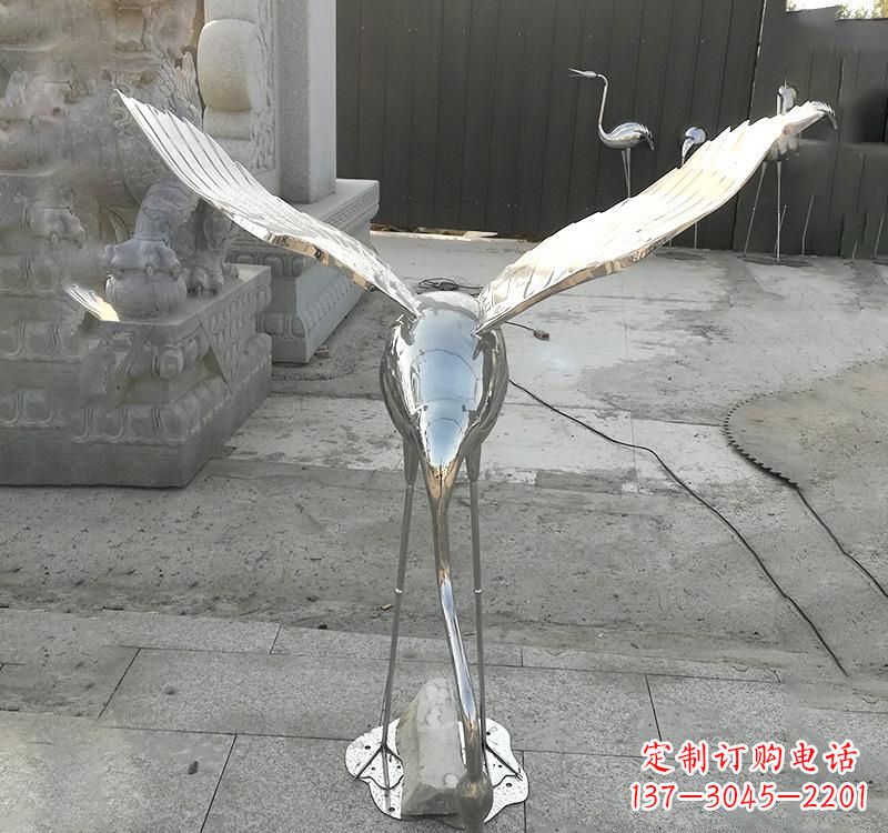 保定不锈钢仙鹤雕塑美丽与坚固并存
