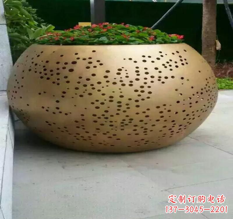 保定不锈钢户外花盆雕塑