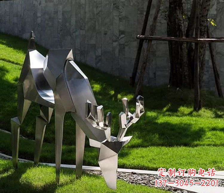 保定不锈钢几何动物雕塑——点缀鹿公园美景