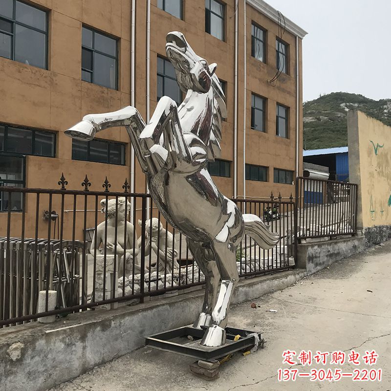 保定不锈钢马雕塑精美绝伦