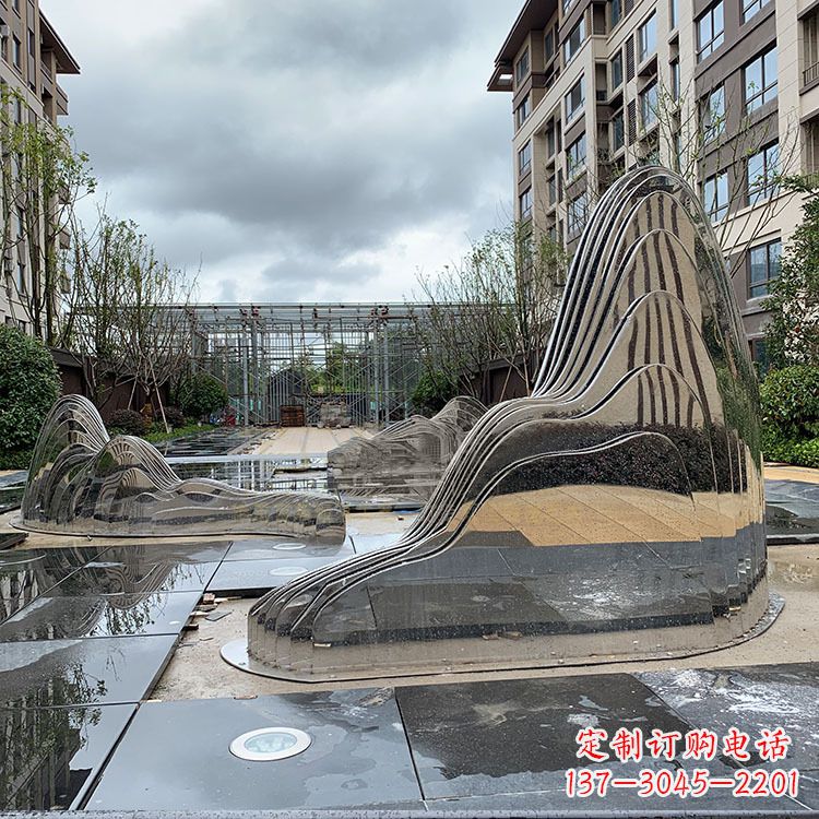 保定不锈钢镜面假山雕塑给城市带来灵动之美