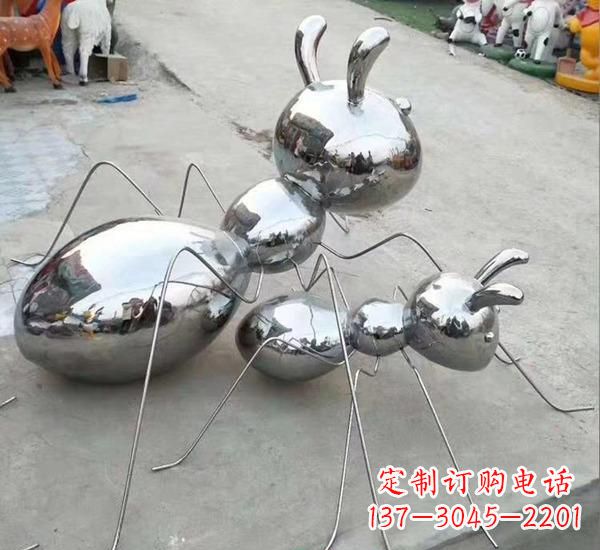 保定不锈钢镜面蚂蚁雕塑