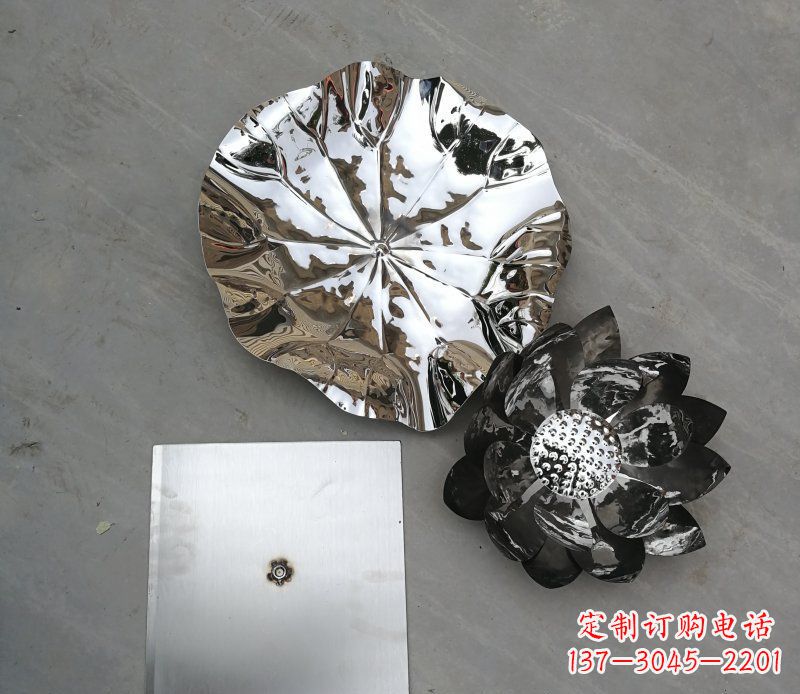 保定不锈钢镜面荷叶公园景观雕塑