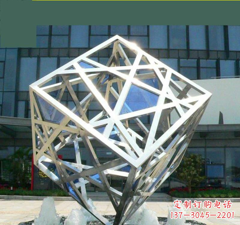 保定不锈钢镂空魔方雕塑艺术与智慧的完美结合