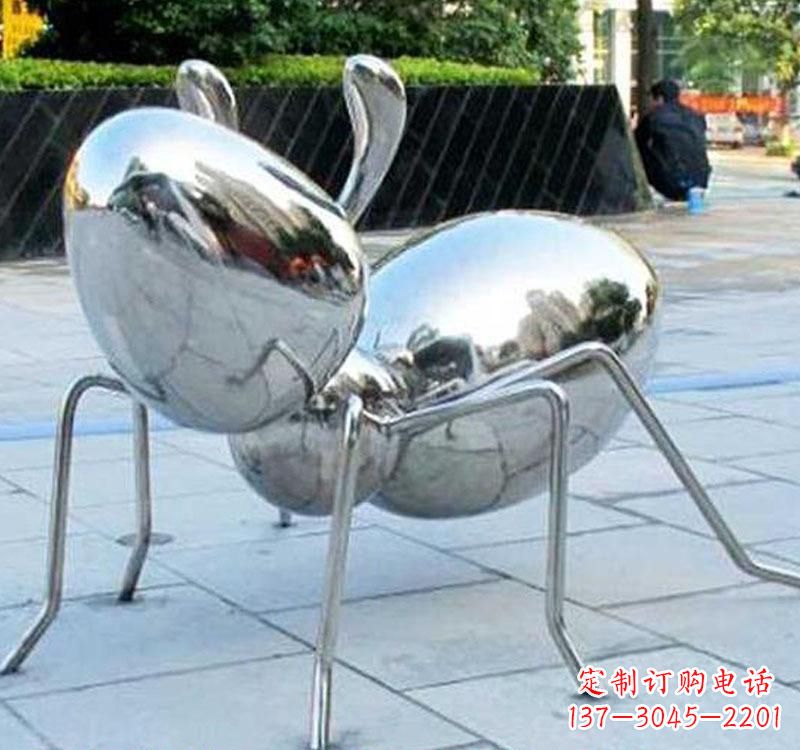 保定不锈钢蚂蚁雕塑一座象征努力的艺术作品
