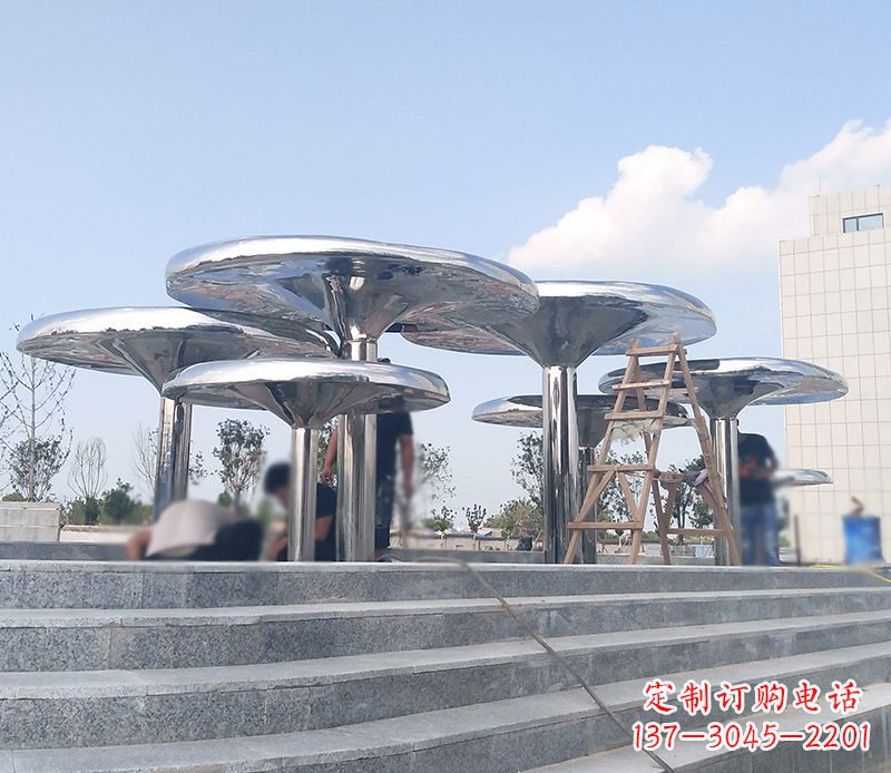 保定艺术精美的不锈钢蘑菇公园雕塑