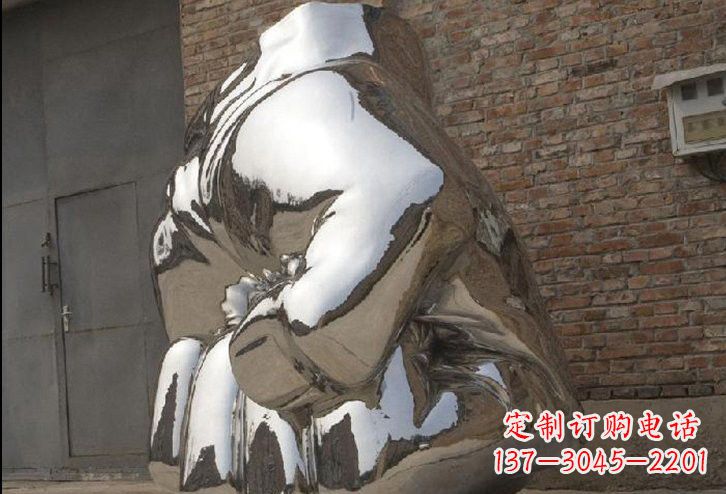 保定不锈钢拳头雕塑给人以力量的象征