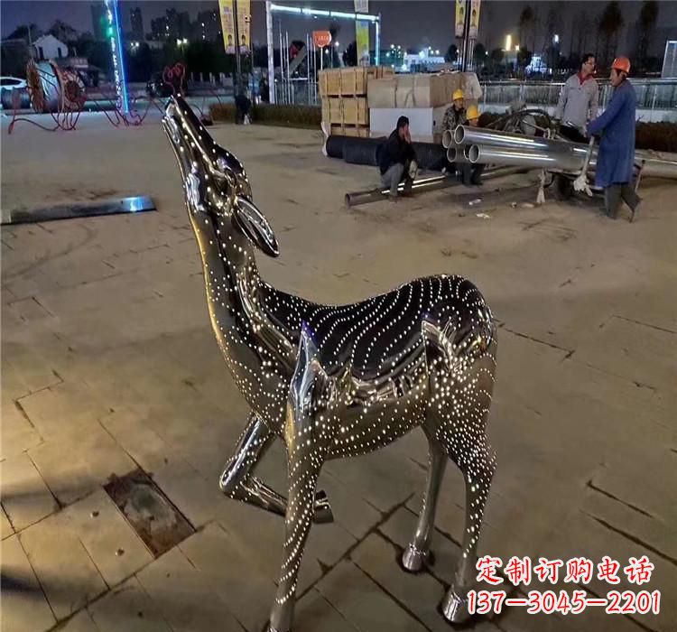 保定时尚优雅的不锈钢小鹿雕塑