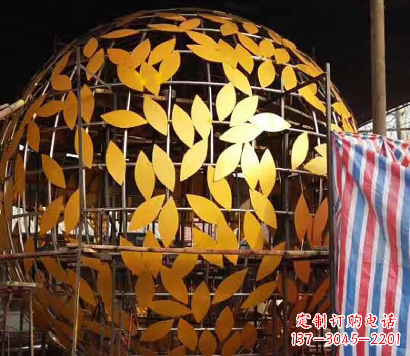 保定不锈钢树叶镂空球景观雕塑