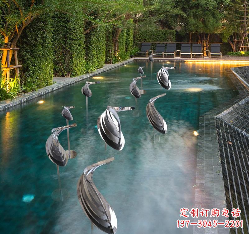 保定不锈钢动物雕塑——美丽的水景装置