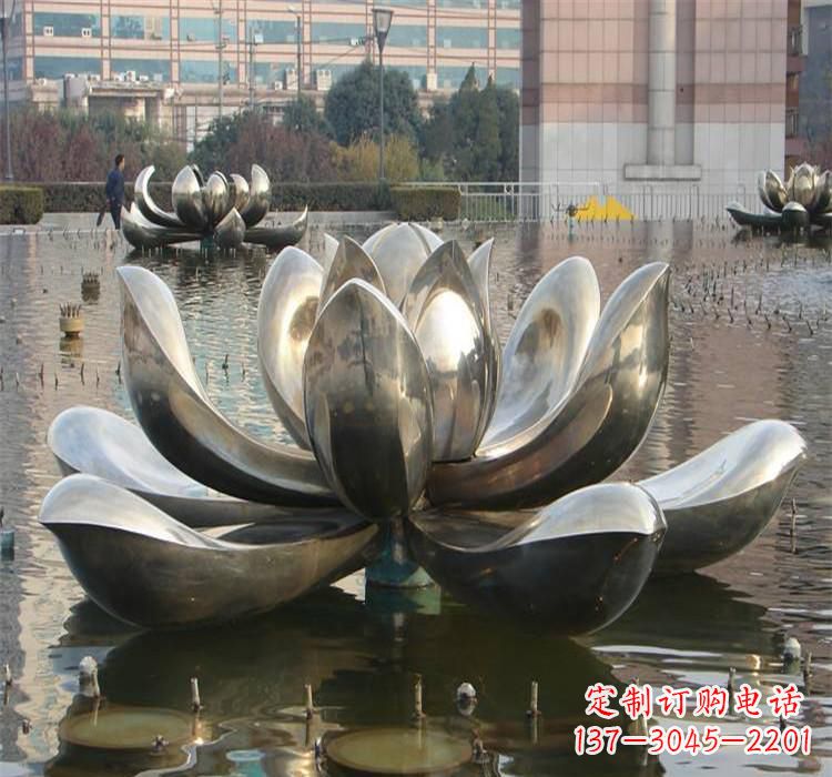 保定不锈钢水景荷花雕塑质朴之美