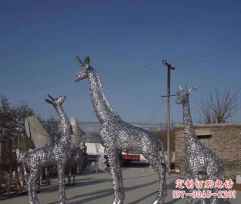 保定不锈钢镂空雕塑长颈鹿