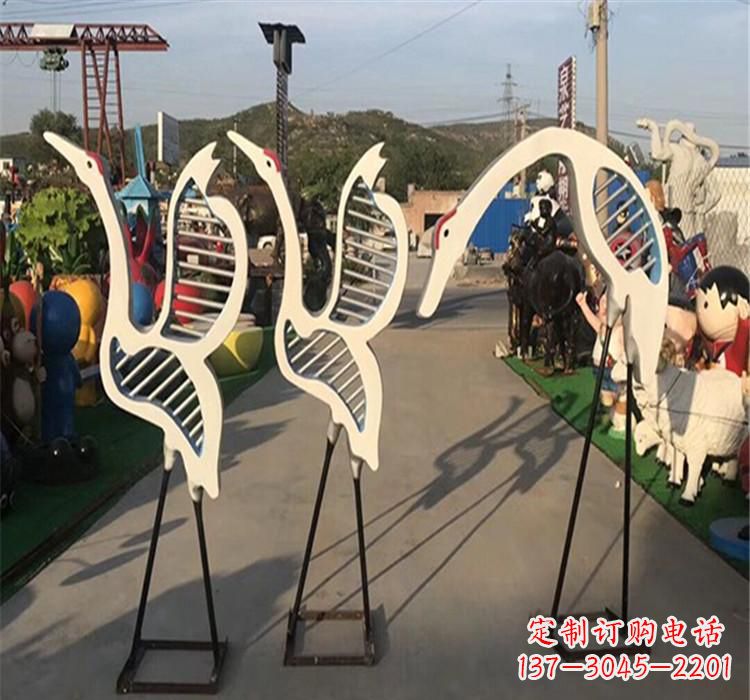 保定精美不锈钢仙鹤雕塑