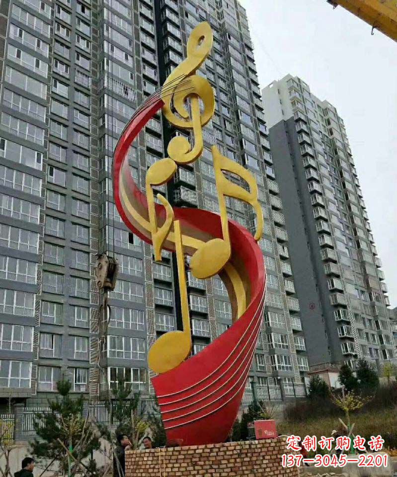 保定不锈钢小区音符雕塑传递音乐的魅力