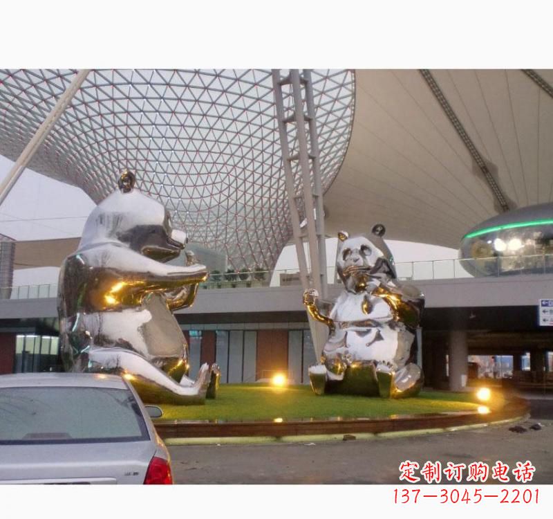 保定不锈钢熊猫雕塑象征中国特色文化