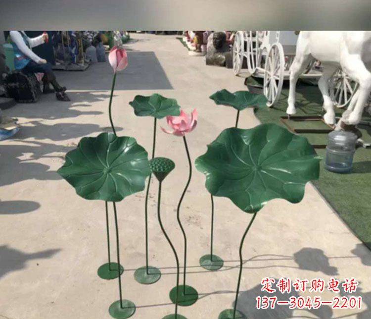 保定不锈钢园林荷花雕塑