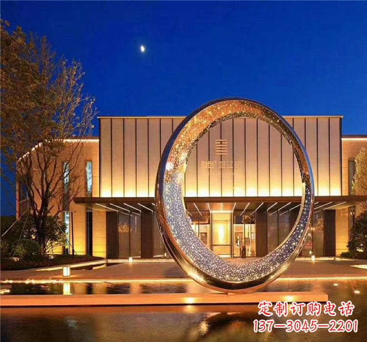 保定不锈钢圆环雕塑2