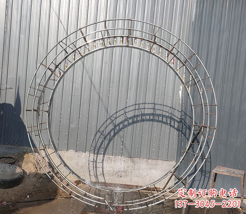 保定不锈钢圆环景观雕塑