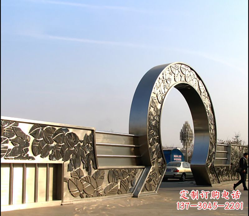 保定不锈钢圆形拱门企业雕塑