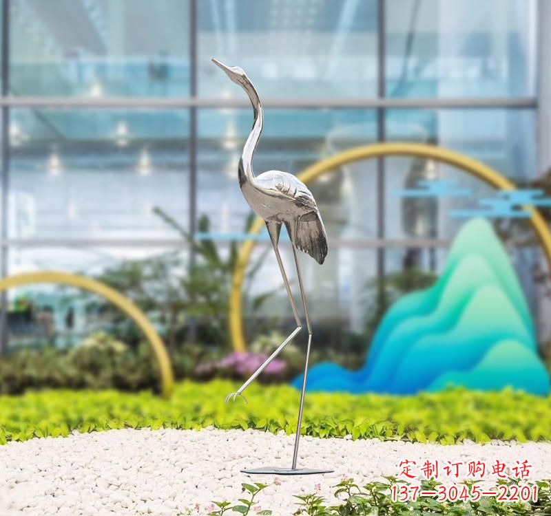 保定不锈钢展翅仙鹤雕塑
