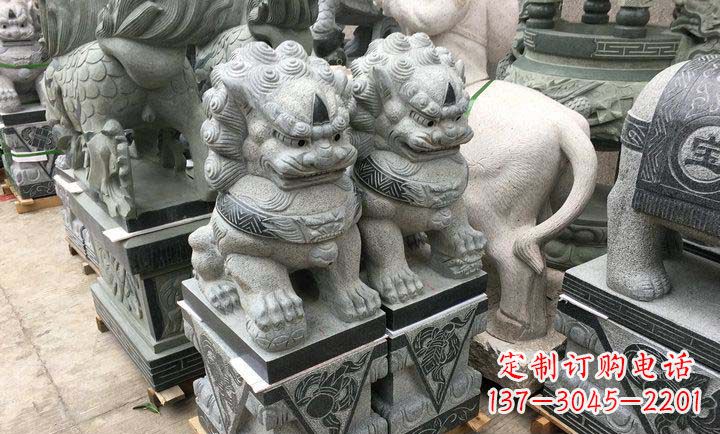 保定瑞士狮子门口雕塑