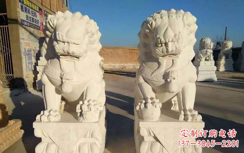 保定狮子雕塑象征力量与智慧