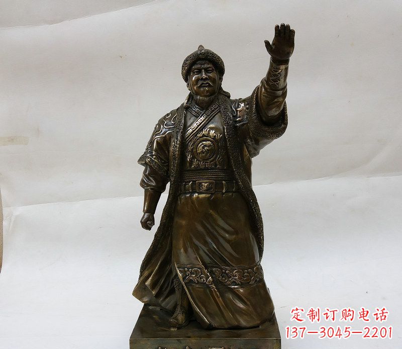 保定成吉思汗源自铜雕的传奇人物