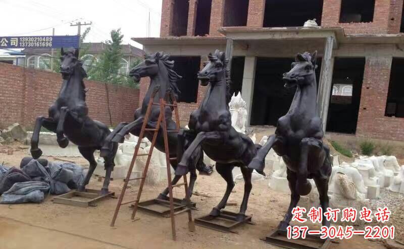 保定马雕塑积极而具有历史意义的艺术