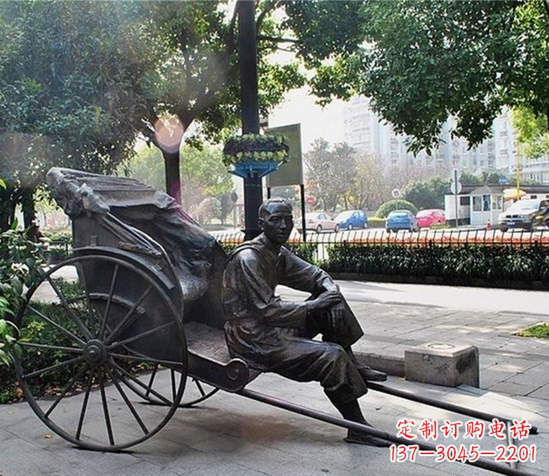 保定城市接头黄包车夫铜雕——记录城市历史的缩影