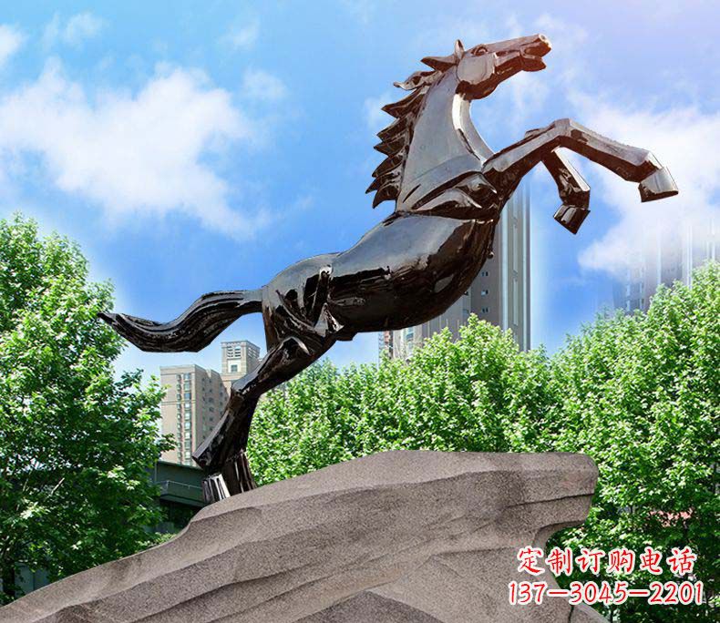 保定镜面不锈钢奔马雕塑给城市增添灵气