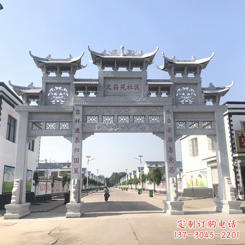 保定社区四柱雕塑——缅怀老北京的文化精髓