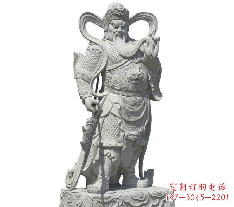 保定关公雕像象征着威武的英雄