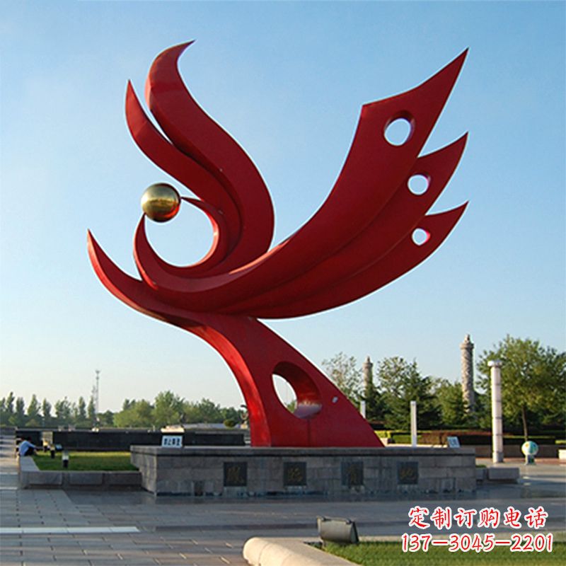 保定精美凤凰雕塑点缀公园园林景观