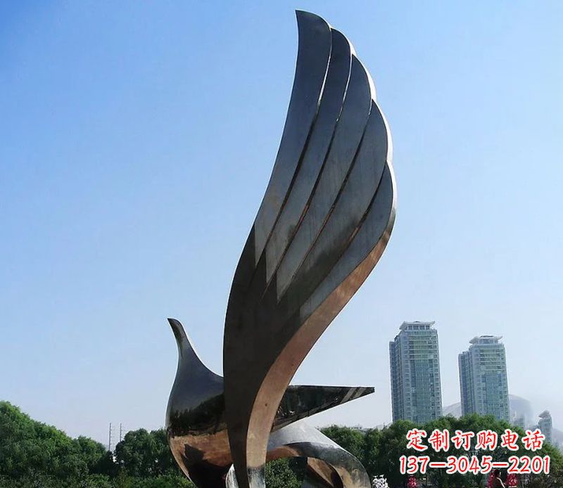 保定不锈钢翅膀雕塑象征着自由的美