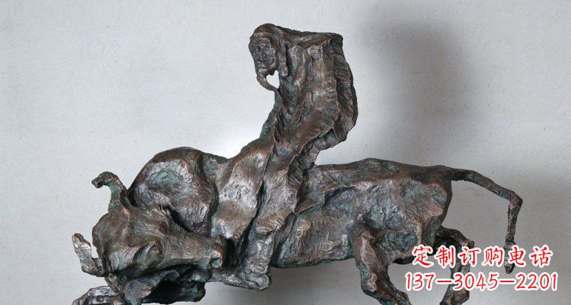 保定抽象的骑牛人物公园动物铜雕