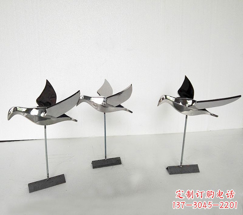 保定抽象的展翅鸽子不锈钢插件公园草坪草丛动物雕塑