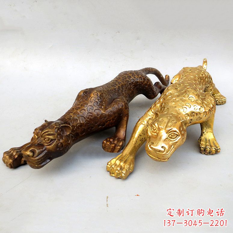 保定纯铜金钱豹雕塑——完美结合精美工艺与珍贵文化