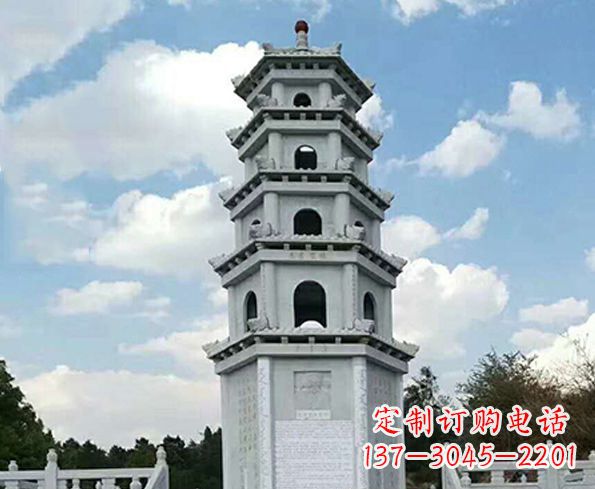保定神秘的宝塔雕塑