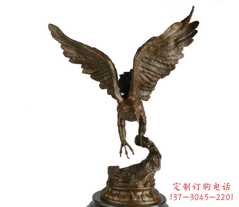 保定大鹏展翅老鹰铜雕塑