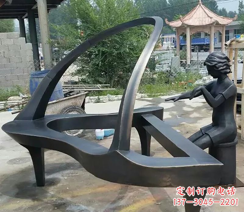 保定钢琴抽象铜雕