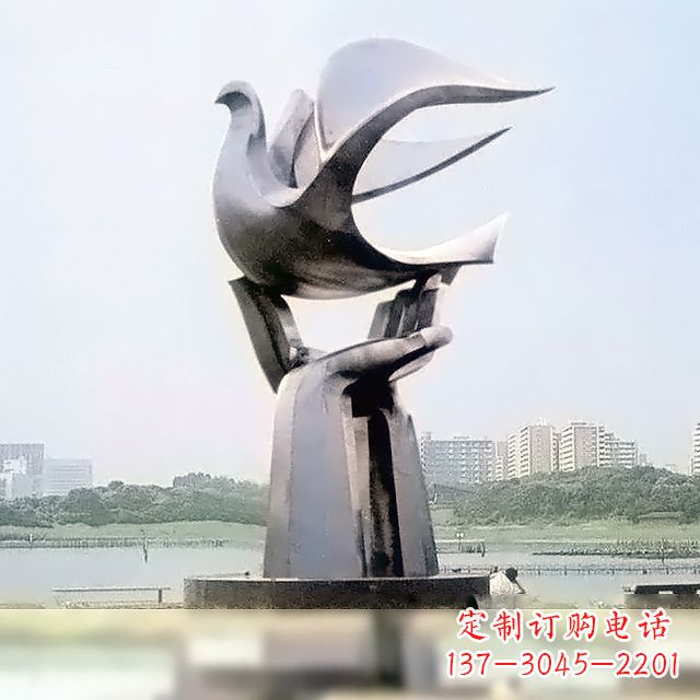 保定精美鸽子雕塑