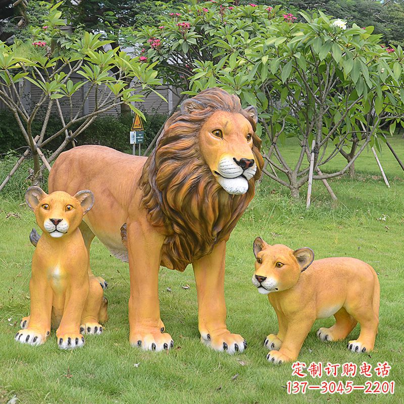 保定古典风格仿真狮子雕塑摆件