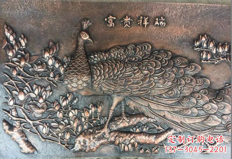 保定华丽锻铜孔雀雕塑